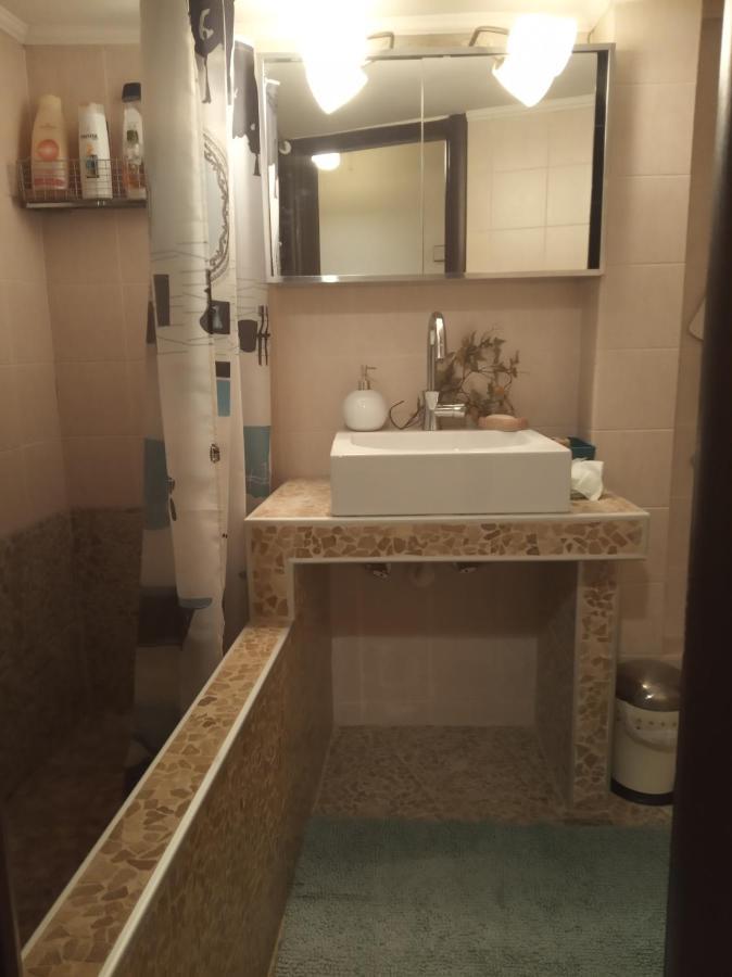 Spacious Cosy Apt เทสซาโลนิกิ ภายนอก รูปภาพ